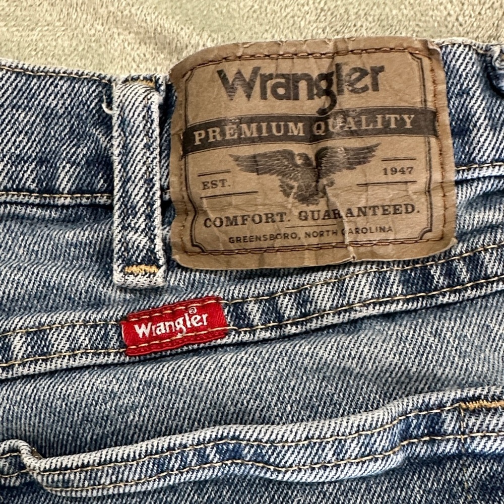Wrangler Men's Light Blue Straight Jeans 34/29 99% cotton 1%elastane - Picture 3 of 9